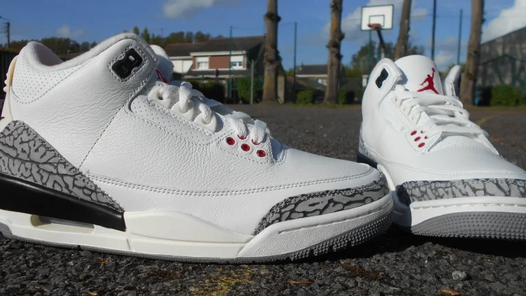 Air Jordan 3 « White Cement » : la paire qui a sauvé Jordan Brand
