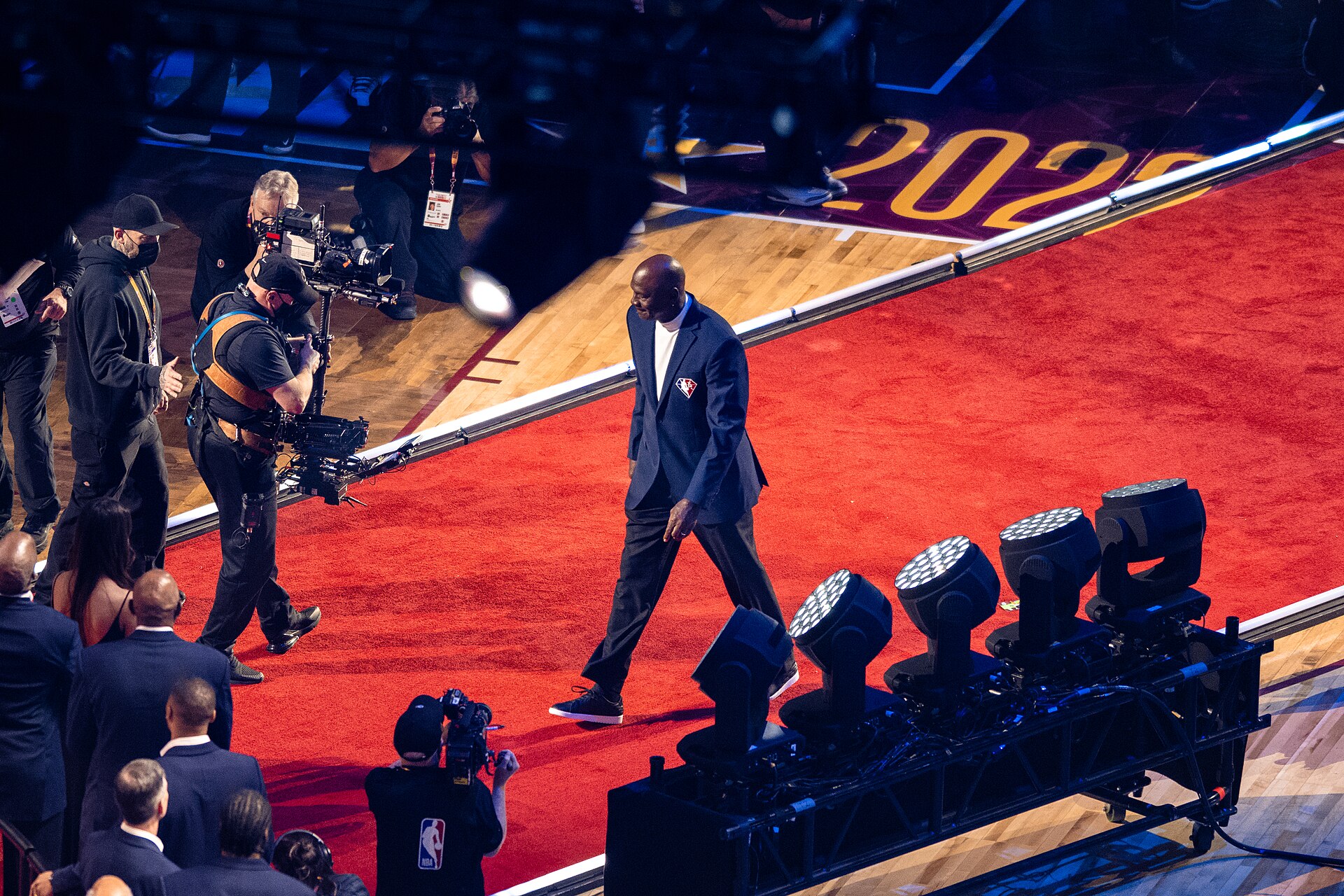Michael Jordan consultant sur NBC : seize minutes en une saison, et rien en direct