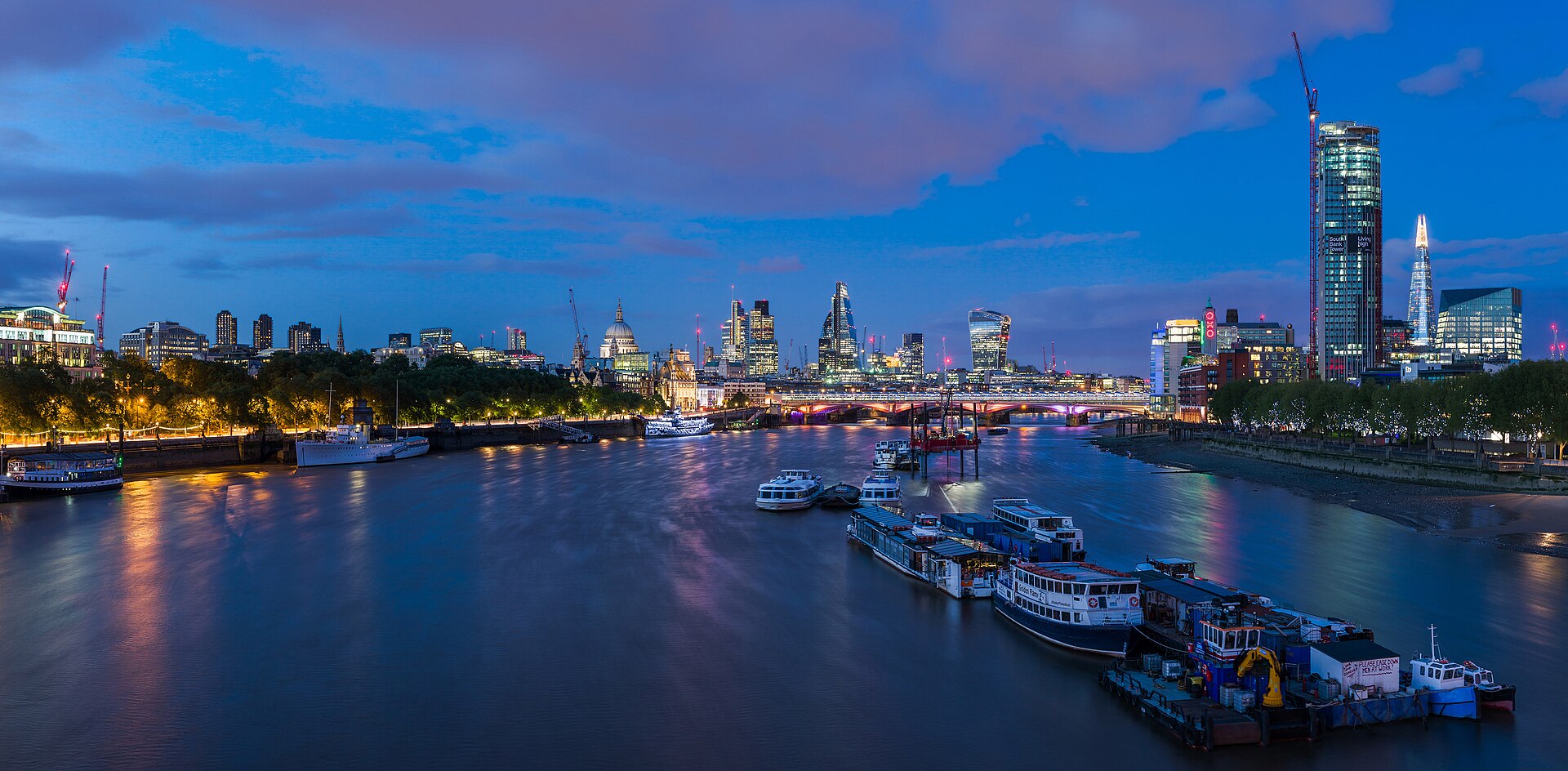 La skyline de Londres depuis Waterloo Bridge