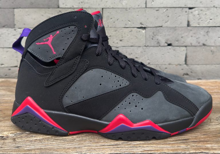 Air Jordan 7 « Playoffs » : la paire que tout le monde appelle « Raptors » revient le 20 février 2027, trois ans avant que Toronto n’existe